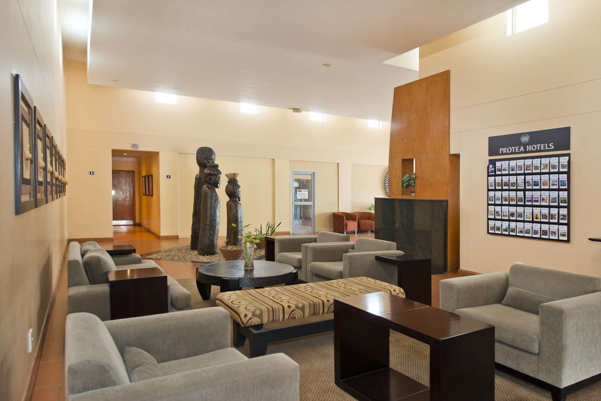 Protea Hotel By Marriott אונדנגווה מראה חיצוני תמונה